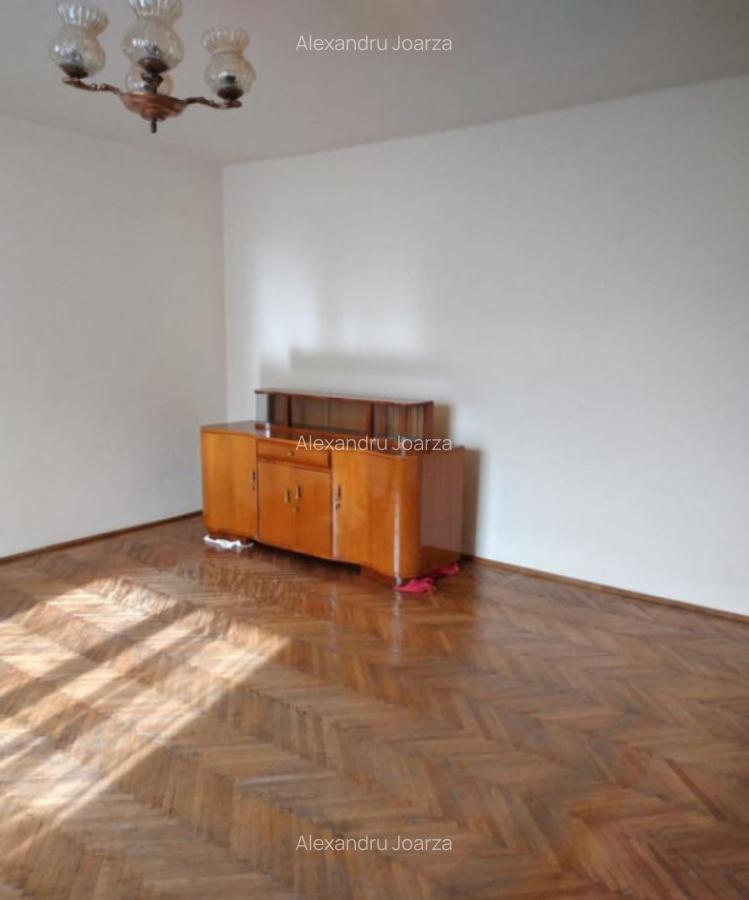 Casa 3 camere singur in curte zona Stefan cel mare (Pet Fri - 16