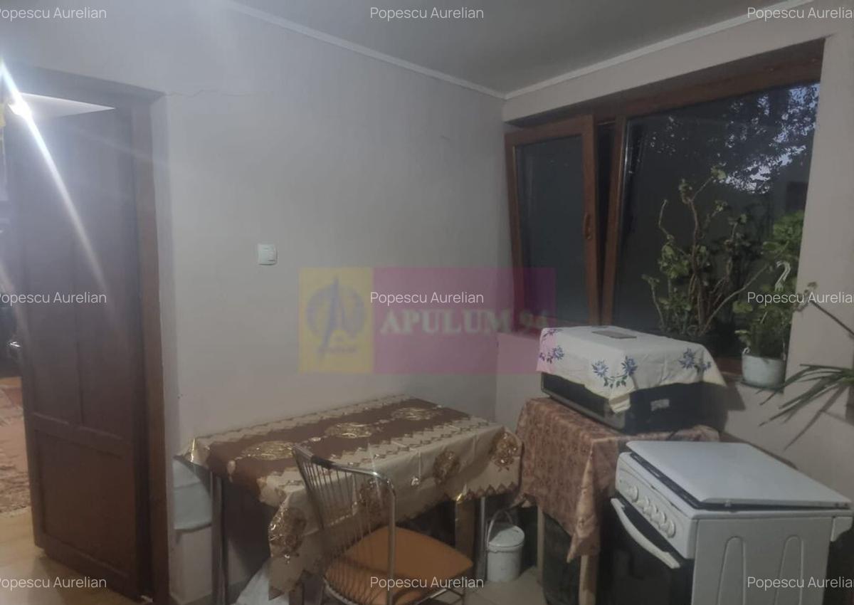 ISLAZ / IF - CASA P+1 (7 CAM) DE VANZARE - 10