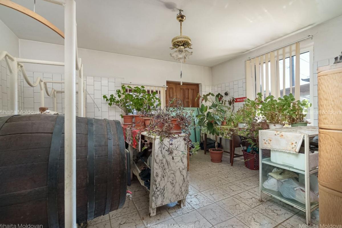 Casa individuala cu 2 corpuri, curte proprie, 253mp teren, zona Salaj - 20