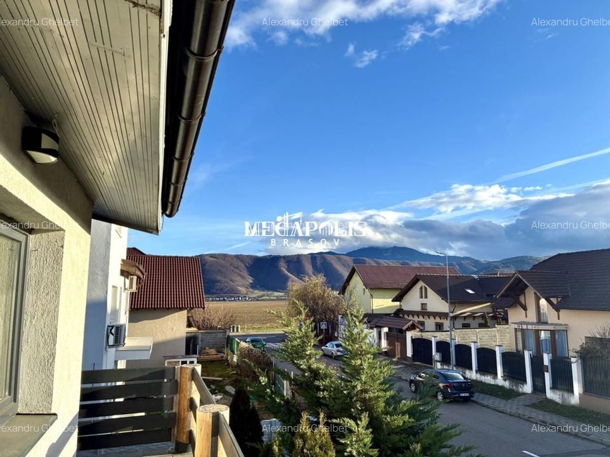 Casă / Ghimbav / 4 camere / Curte privată / Terasă - 26