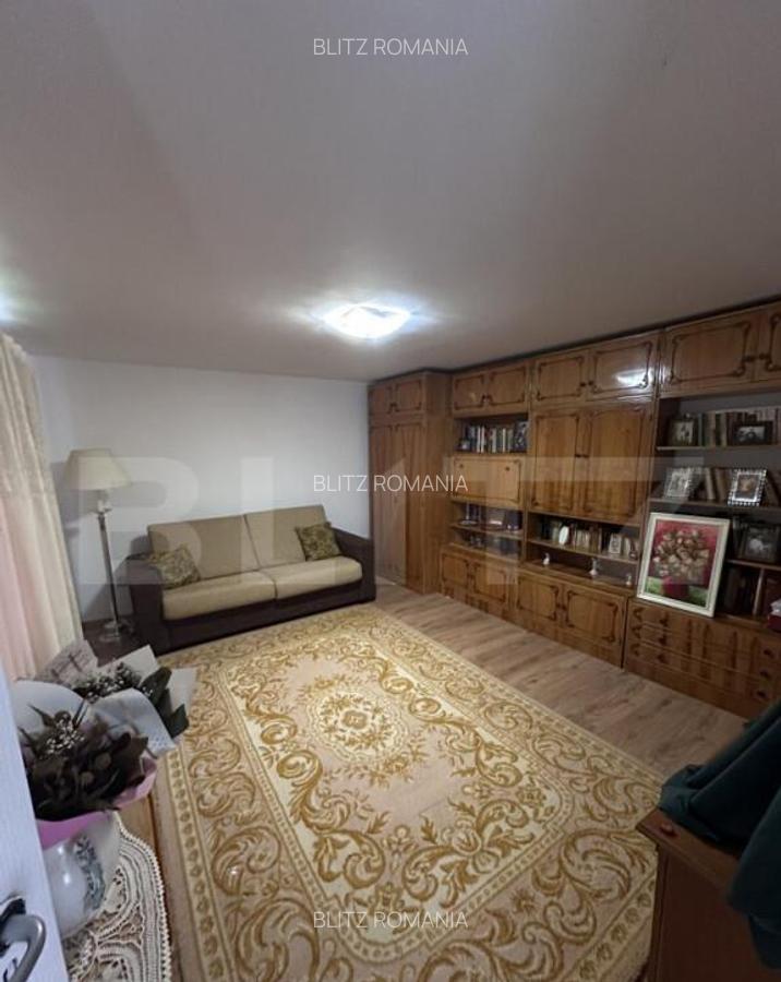 Casa de vanzare, zona deosebita , teren generos,Sali? - 8