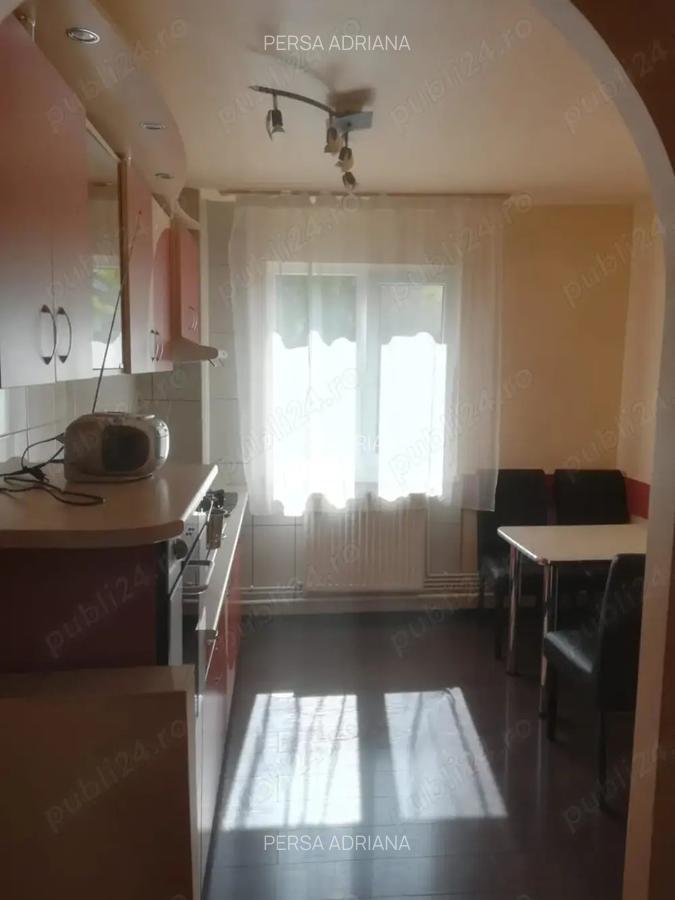 Inchiriere apartament 3 camere Cluj Napoca, Cart Manastur - 2