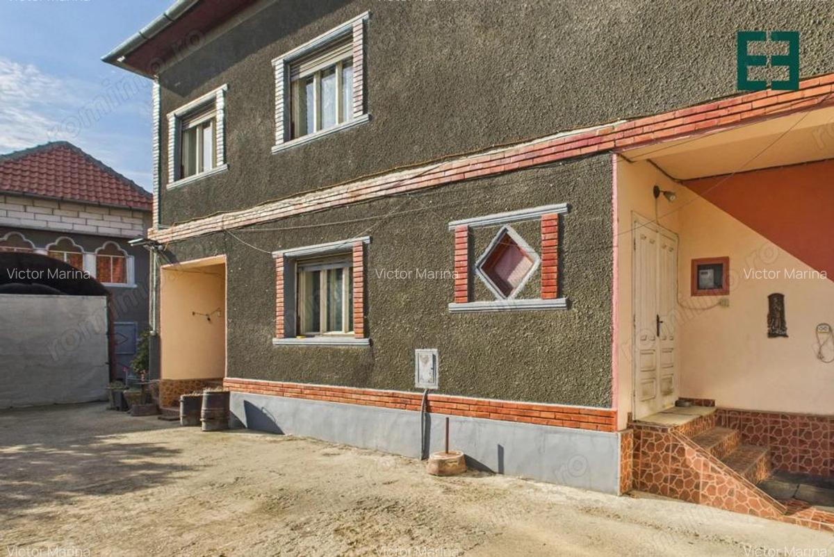 Casa cu 10 camere ?i 1437 mp teren in Ineu - Arad - 2 Casa cu 10 camere ?i 1437 mp teren in Ineu - Arad - 2