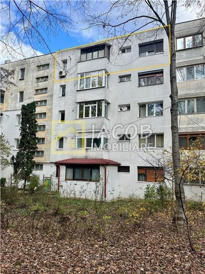 Apartament cu doua camere semidecomandate, zona Aviatori, Bacau - 2