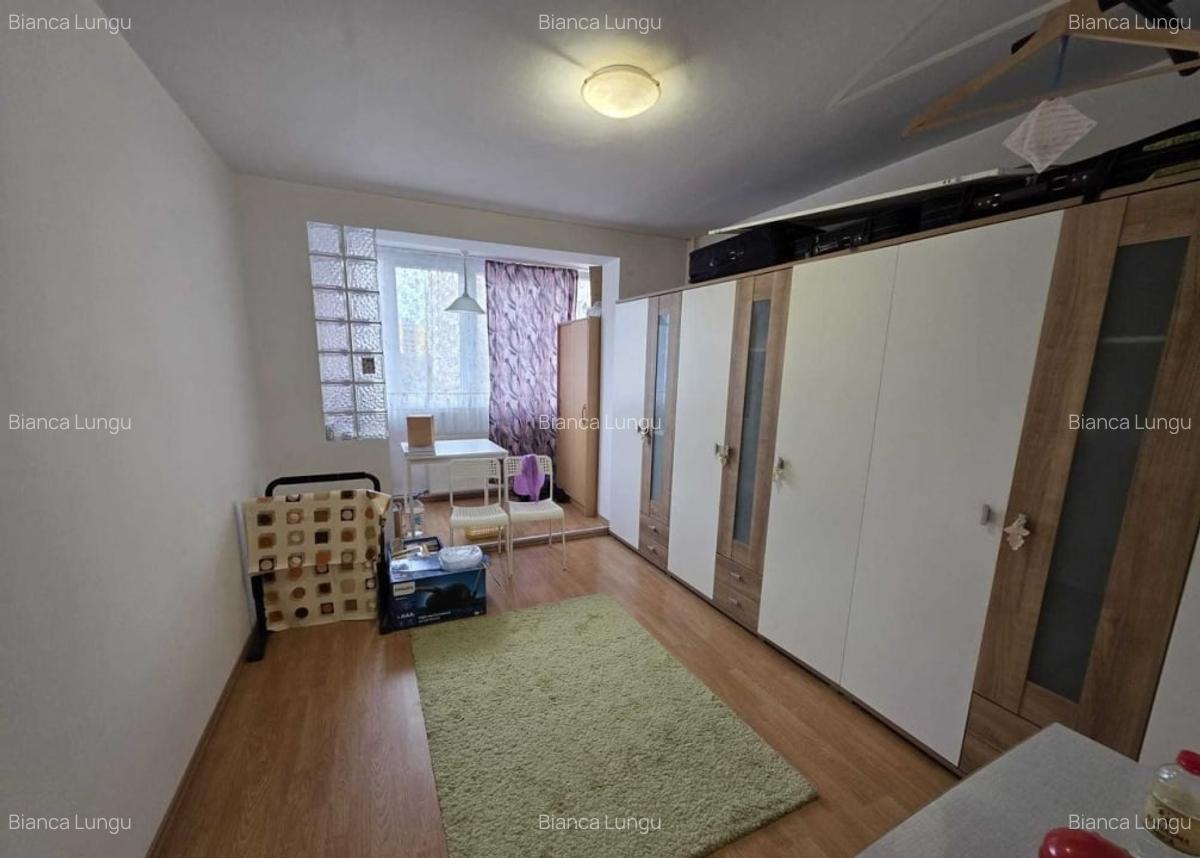 Vand apartament 3 camere-Astra - 5