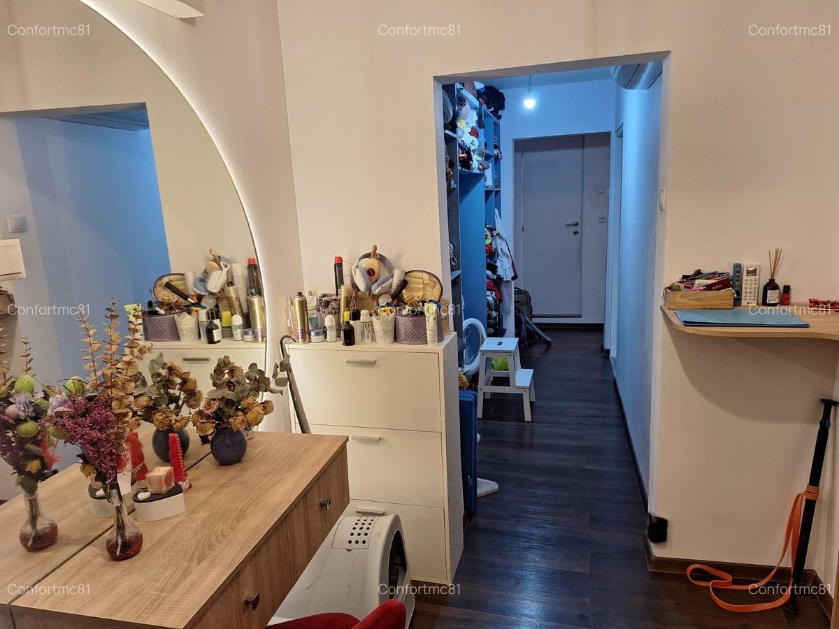 Rahova - Margeanului,decomandat, an c-tie 1986, 68 mp.,etaj 3/8 - 10