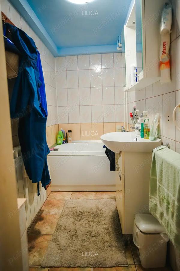 Casa de Vanzare cu 5 camere Coste?ti - Ia?i - 7