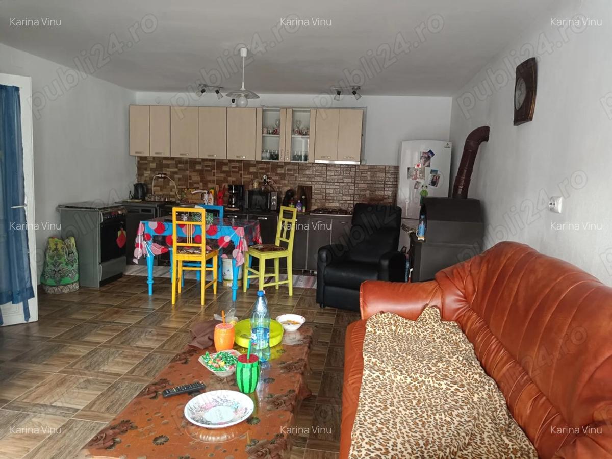 Casa de vanzare Bozovici - 3