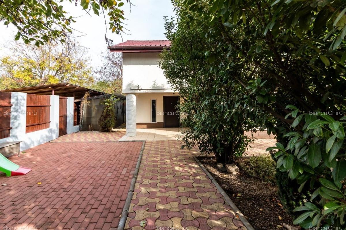 Vila individuala superba Drumul Taberei-Ghencea, 165 mp construiti- 524mp curte - 2