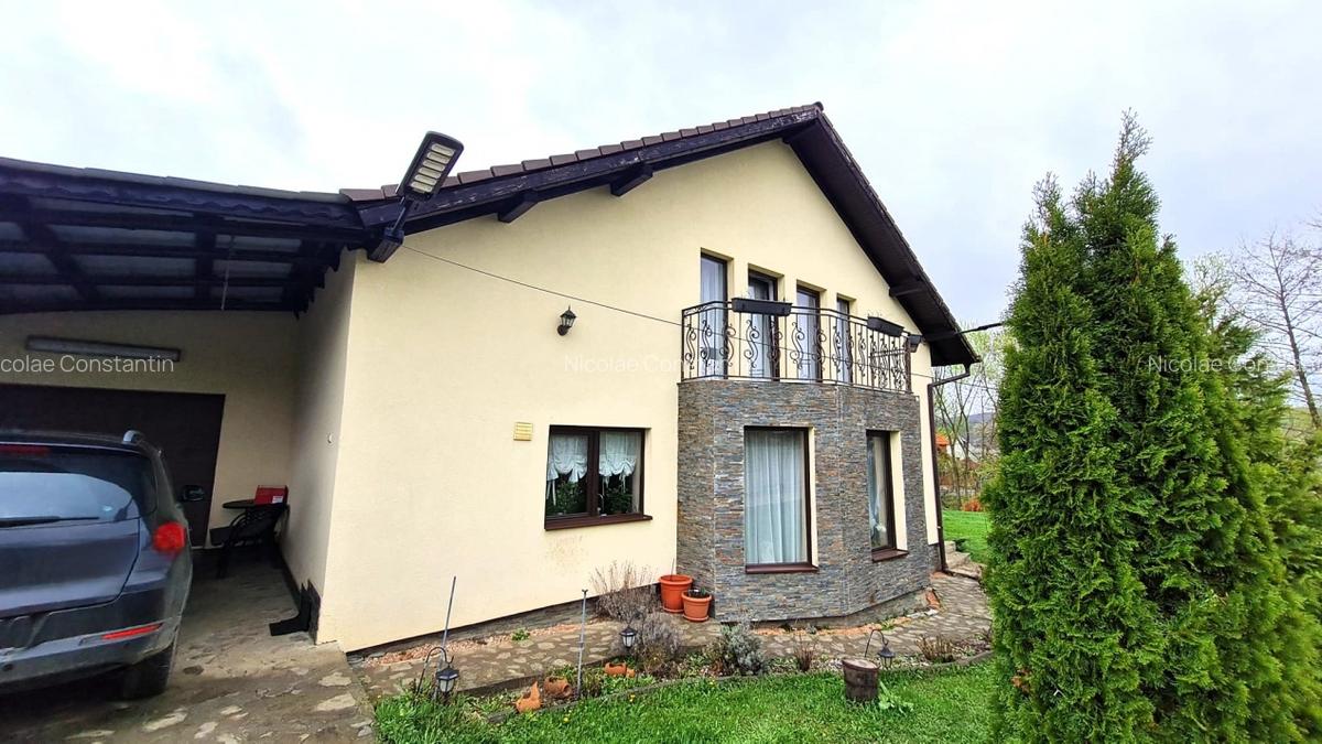 Casa individuala 230mp cu teren 1100mp Tocile - 2