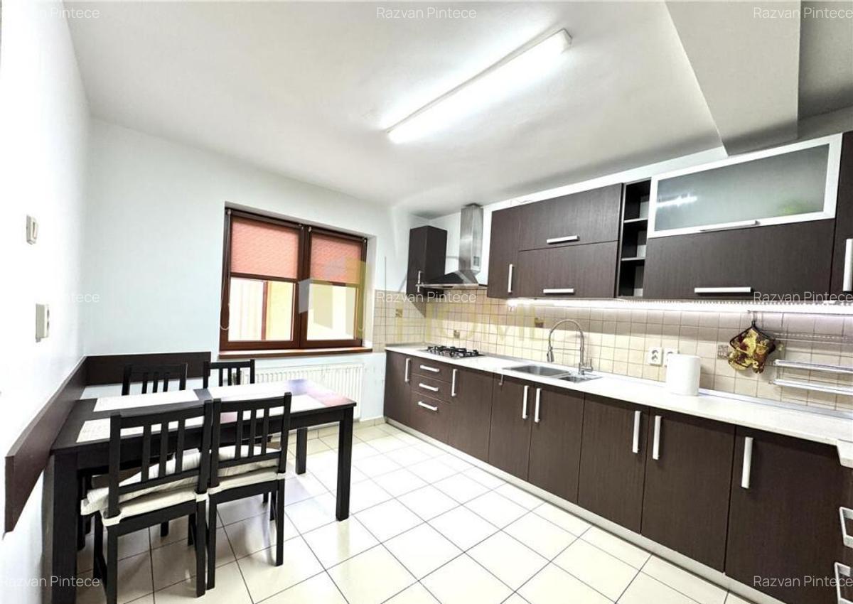 Ansamblu 2 case, 6 camere, garaj, Marasesti Ploiesti - 3 Ansamblu 2 case, 6 camere, garaj, Marasesti Ploiesti - 3