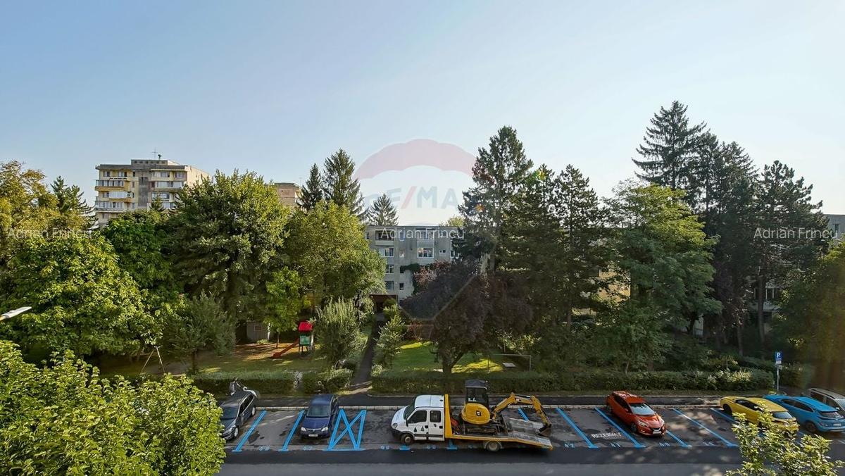 Apartament 3 camere, Astra, str Neptun - 22