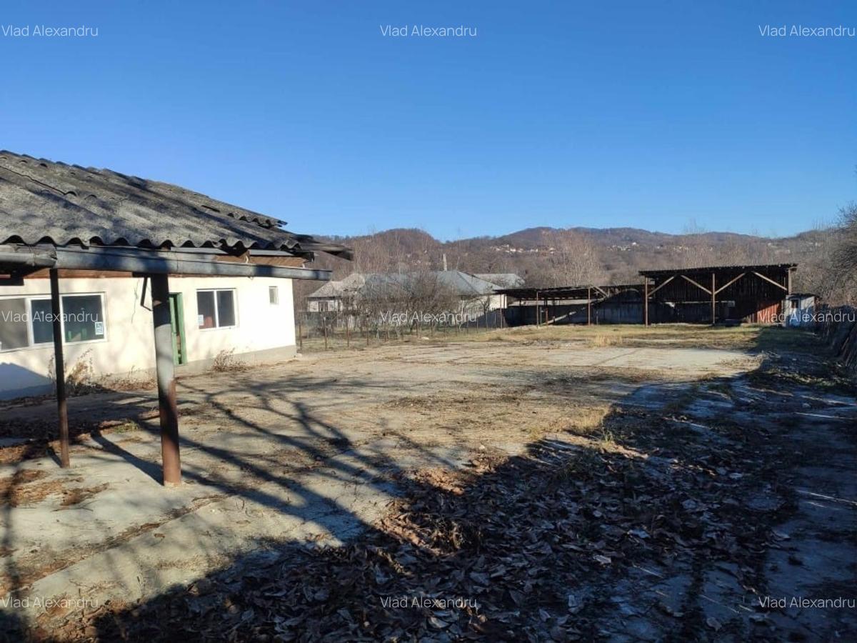 Casa si teren de vanzare Dambovita - 3