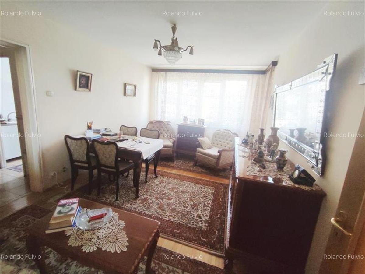 Vanzare apartament 2 camere Tei, mobilat - 2