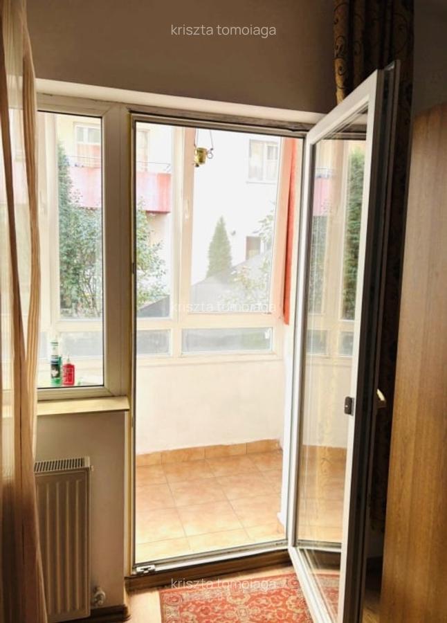 Apartament in zona Stejarlui  , 2 camere plus balcon , parter inalt. - 5