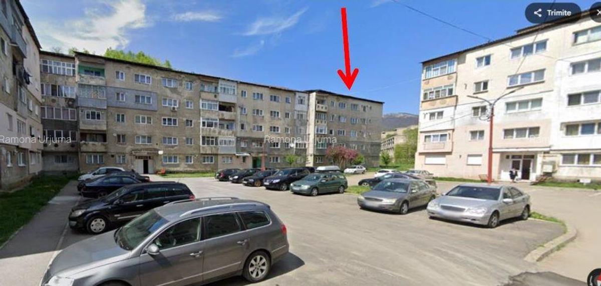 Cota de 3/16 din apartament 2 camere, Loc Lupeni, Jud Hun... - 3