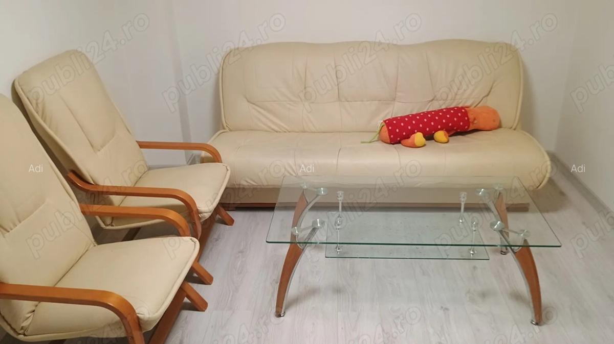 De inchiriat casa la curte - 11