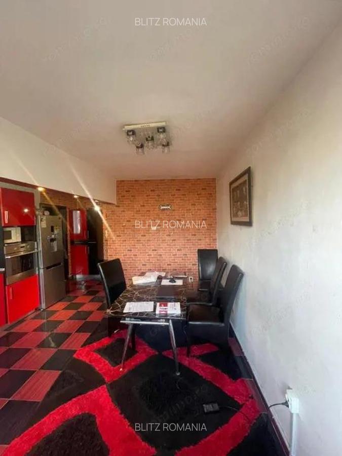 Apartament cu 3 camere, foarte spa?ios ?i bine compartimentat, avand 60 mp utili - 6