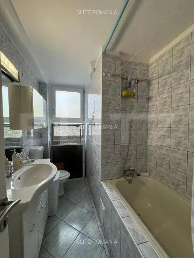 Apartament de vanzare, cu 2 camere, 54 mp, zona Margeanului - 10