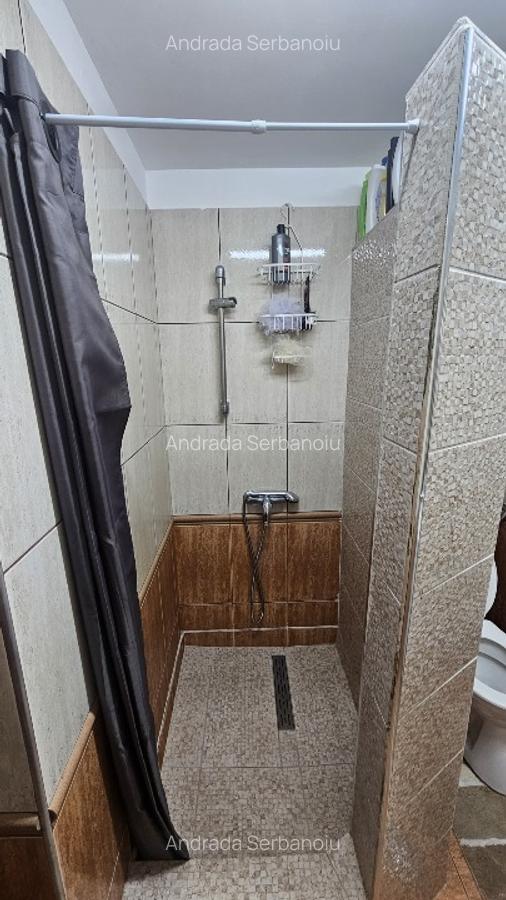 Închiriez apartament 120 mp - 8