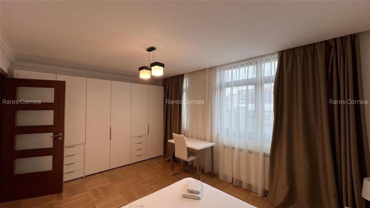 Inchiriere apartament 3 camere modern bloc nou, terasa 70 mp, Central- zona Plat - 13