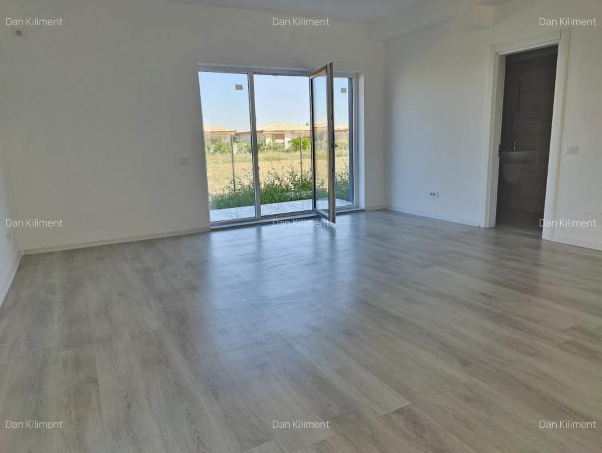 Vila single Tunari - 4 Camere,  300mp Teren - 2