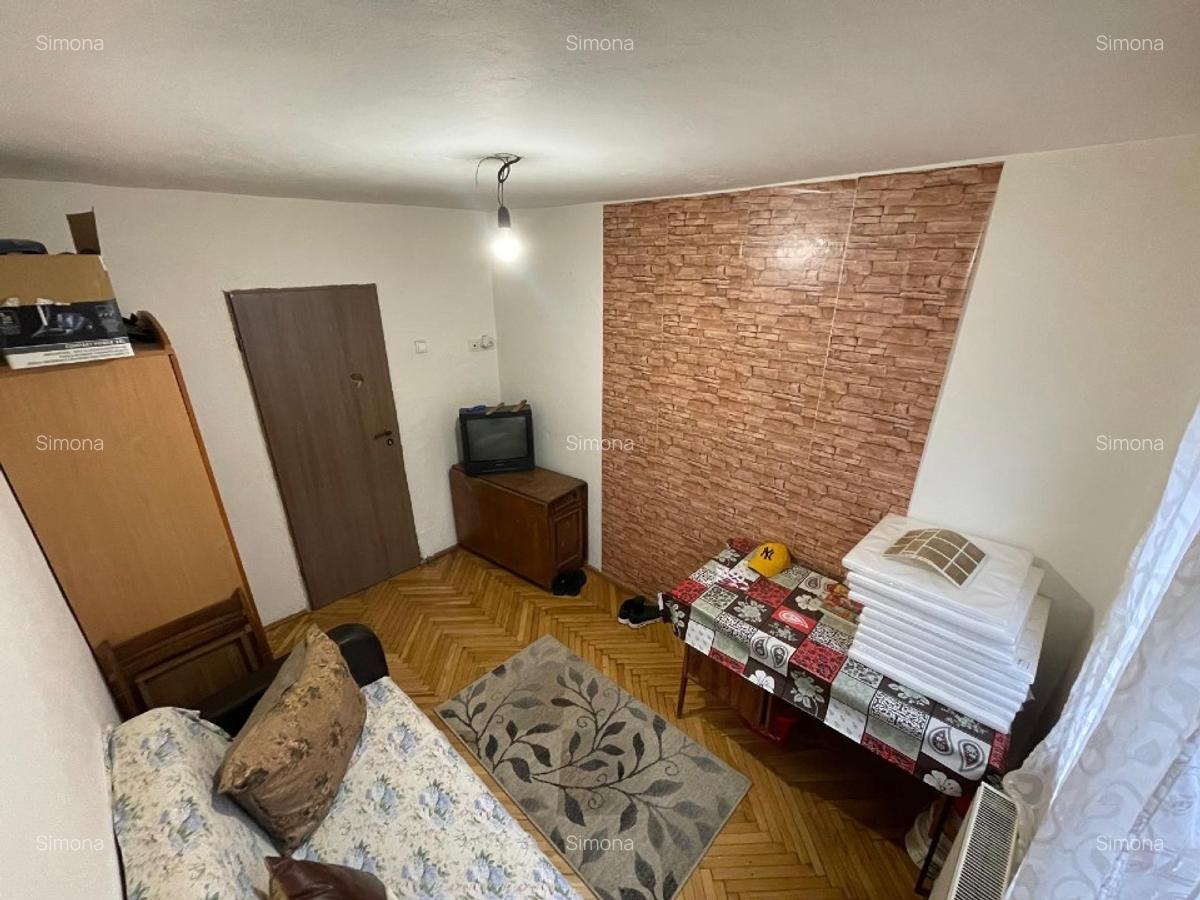 Apartament cu 3 camere decomandat în Circumvalațiunii - 3
