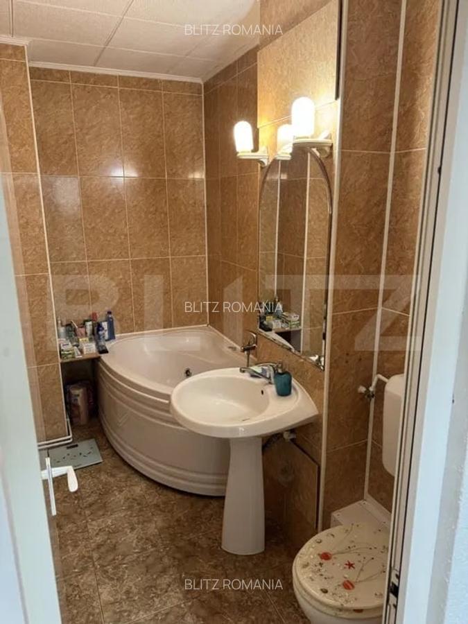 Apartament cu 3 camere, 2 bai, 2 balcoane, 2 locuri de parcare - zona Astra - 10