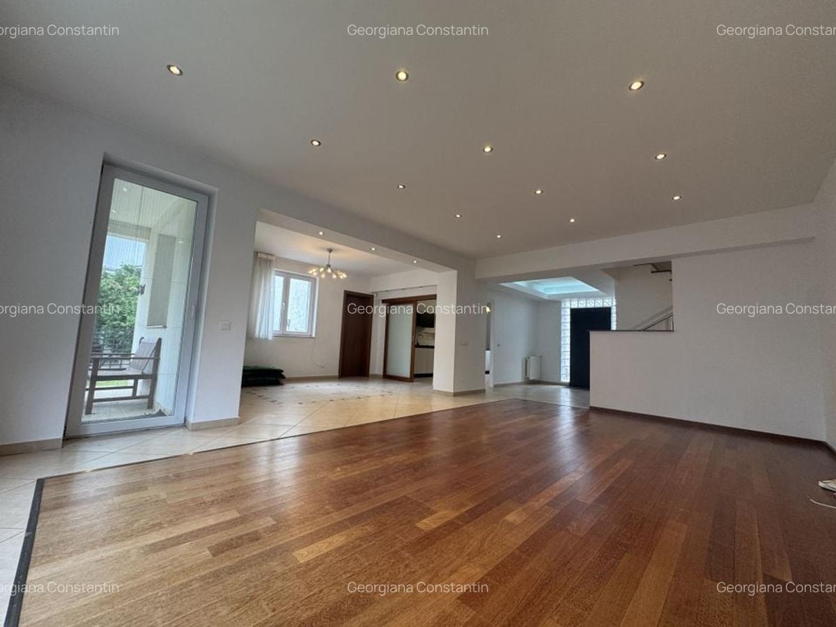 Vila renovata in complex rezidential, piscina comuna si parcare - 6