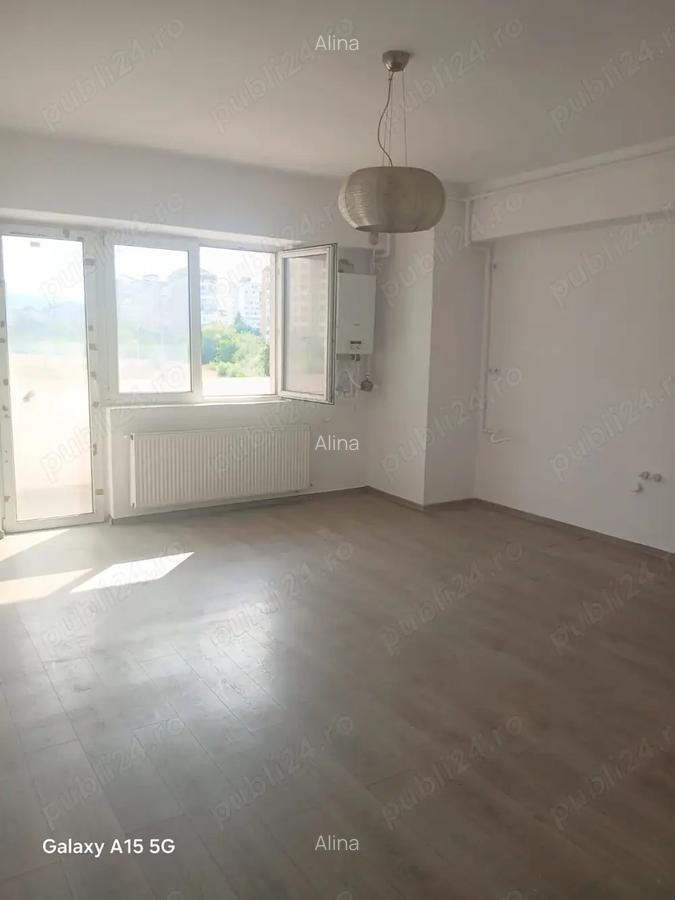 Vand apartament 2 camere plus living - 1