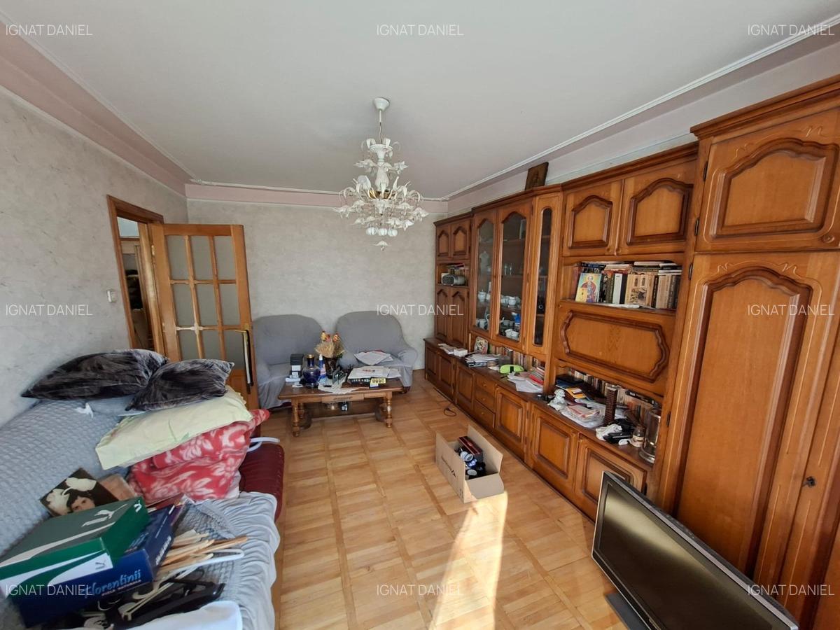 Apartament cu 2 camere decomandat, etajul 2/10, zona Alexandru cel Bun - 2