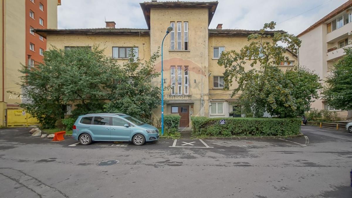 Apartament de inchiriat, Brasovul Vechi, posibil cabinet medical - 1