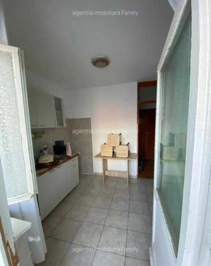 Apartament cu 2 Camere Decomandate - Etaj 2 Zona Burdujeni Cuza Voda 2 - 2