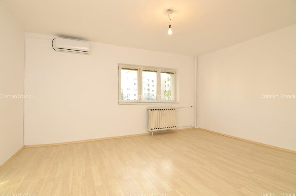 VANZARE APARTAMENT 3 CAMERE UNIRII - NERVA TRAIAN - COMISION 0% - 5