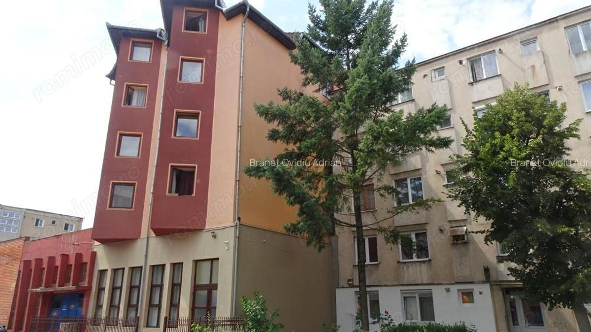 Vand cladire P+4E in Deva, zona Dacia, constructie din anul 2016 din caramida izolata exterior, - 1