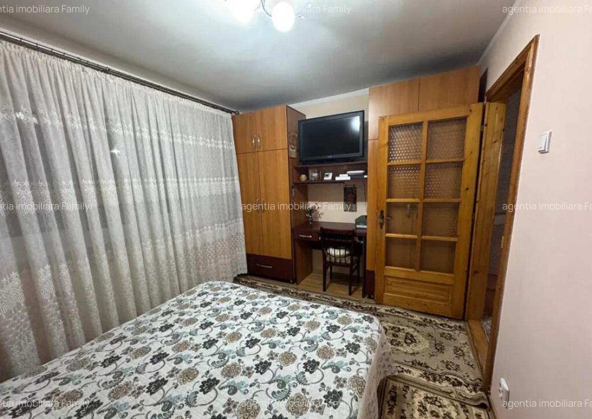 Apartament cu 3 camere decomandate - Parter - Zona George Enescu - 2