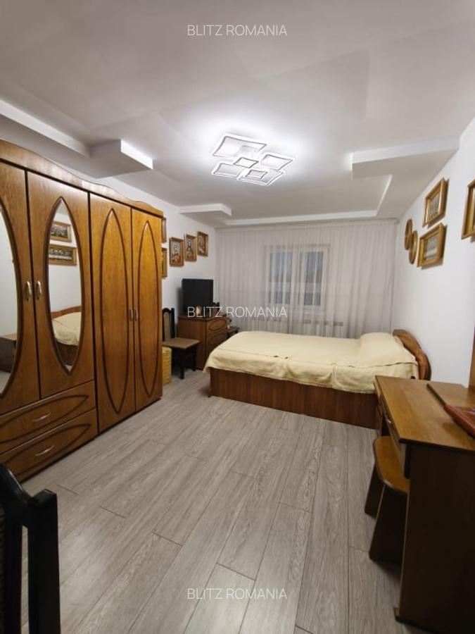 Apartament 2 camere, etaj 2, Siret - 12