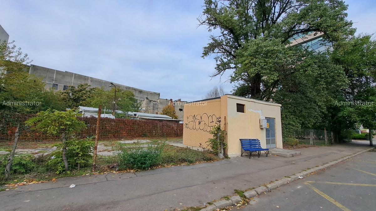 TEREN AMPLASAT IDEAL-  SPLAIUL UNIRII  -CAMERA DE INDUSTRIE - PASAJ MARASESTI - 11