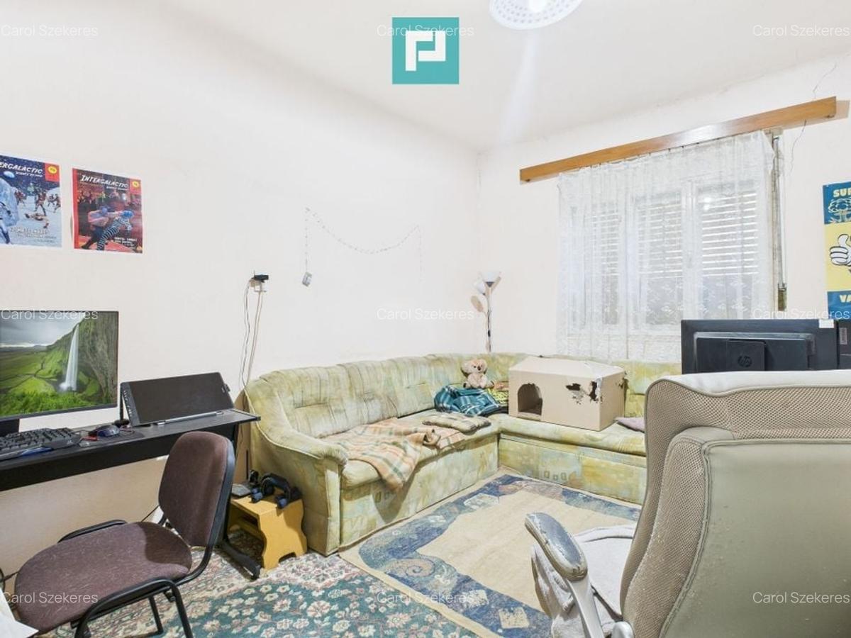 Casă cu 8 camere de renovat în Pârneava - 8