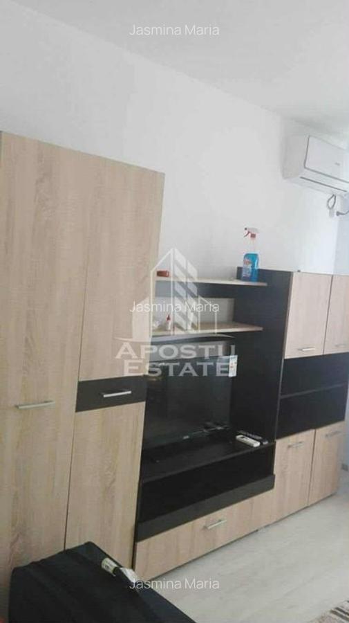 Garsoniera in zona Complexului Studentesc, etaj intermediar - 2