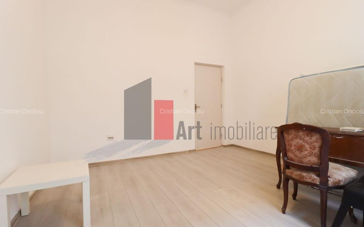 Apartamentul REHEGUA , stradal, bloc REABILITAT - 14
