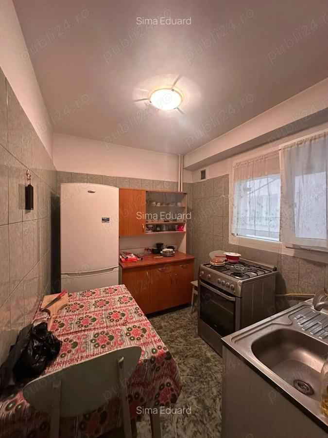 PROPRIETAR - Vand Apartament 2 camere, decomandat, 44 mp ?os. Giurgiului nr 117, sector 4. - 6