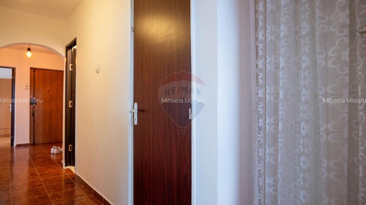 Vanzare apartament 3 camere, decomandat, zona Rahova - 5
