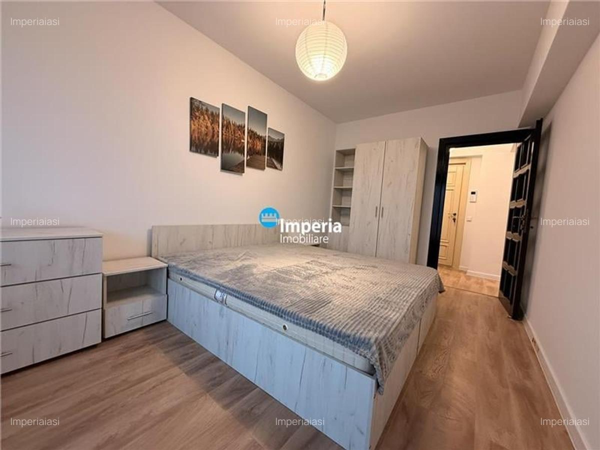 Inchiriez apartament 3 camere, open space, Zona Podul de Fier - Complex Roua Res - 3