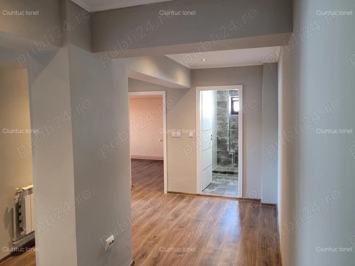 Vand apartament 3 camere - 9