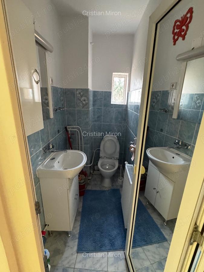 Vand apartament 3 camere la vila - 2