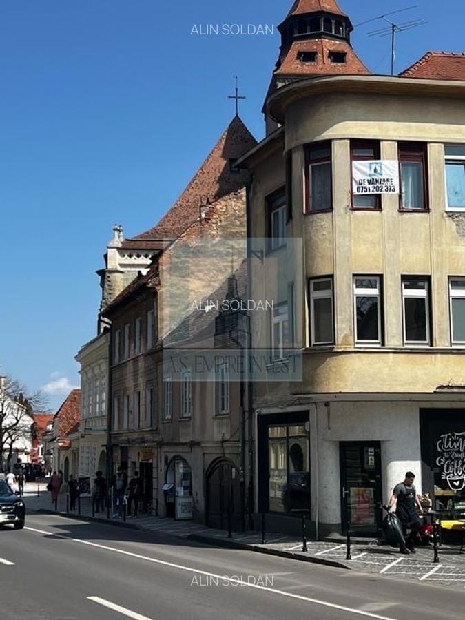 Apartament cu 3 camere circular în Centrul Istoric - 1