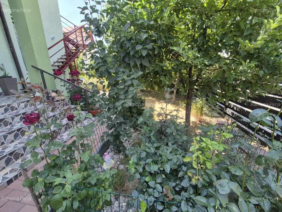 Apartament 3 camere situat la parterul unei vile - 12