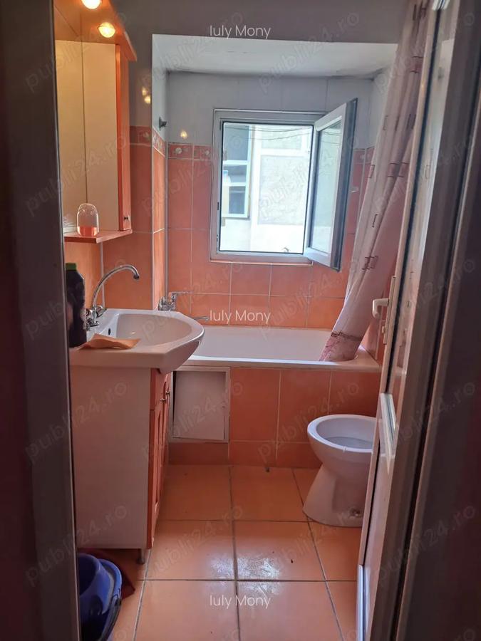 Vand 2 camere zona Viaduct - 4