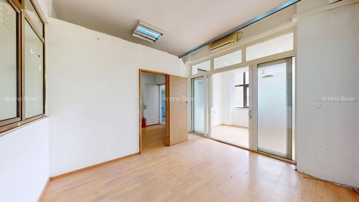 DAMAROAIA | Jiului | Chirie Casa 16 camere | 15 parcari + metrou 900m - 12